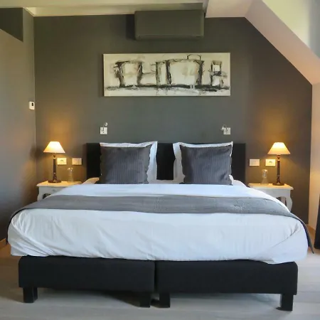De Goede 13 Bed & Breakfast 4*