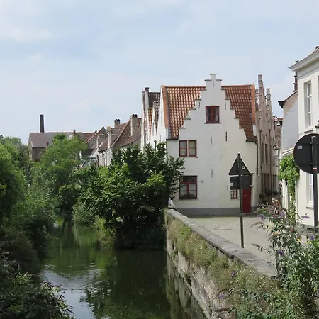 Frühstückspension De Goede 13 4*